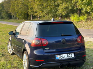 Volkswagen Golf foto 4