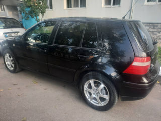 Volkswagen Golf foto 4