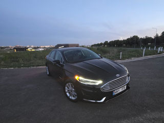 Ford Fusion foto 4