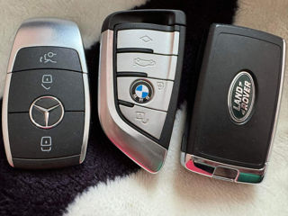 BMW ; Mercedes; Land rover