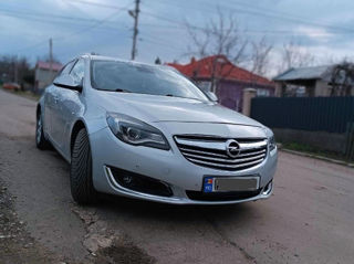 Opel Insignia foto 2
