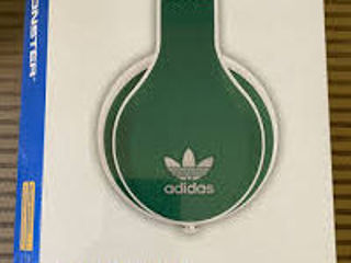 adidas Originals by Monster Headphones (3-Button Control Talk & Passive Noise Cancellation)