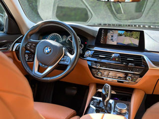 BMW 5 Series foto 7