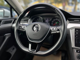 Volkswagen Passat foto 11