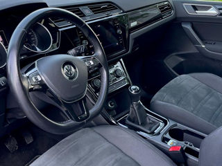 Volkswagen Touran foto 6