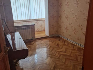 Apartament cu 3 camere, 80 m², Poșta Veche, Chișinău foto 2