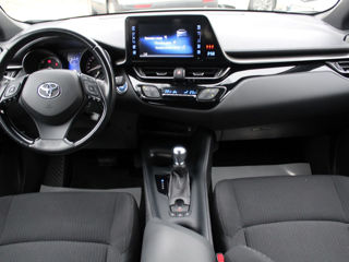 Toyota C-HR foto 6