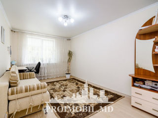 Apartament cu 3 camere, 72 m², Buiucani, Chișinău foto 6