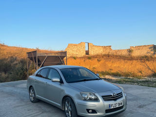 Se dezmembrează toyota avensis 2.2 d-cat