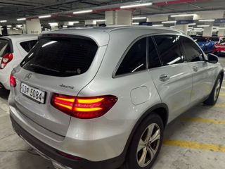 Mercedes GLC foto 2