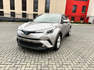 Toyota C-HR foto 3