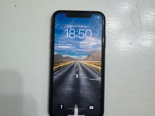 Vând IPhone 11 64Gb