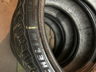 255/35/R21 Michelin foto 2