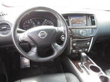 Nissan Pathfinder foto 6