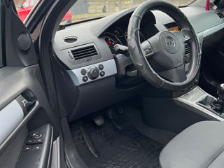 Opel Astra foto 9