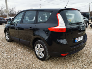 Renault Grand Scenic foto 3