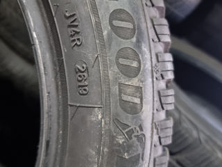 R16 205/55 Goodyear 2 buc foto 2