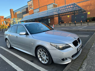 BMW 5 Series foto 3