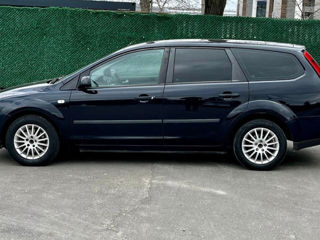 Ford Focus foto 2