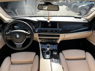 BMW 5 Series foto 8