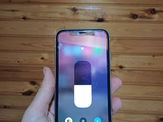 iPhone 11 128 GB foto 4