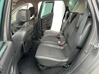 Renault Scenic foto 17