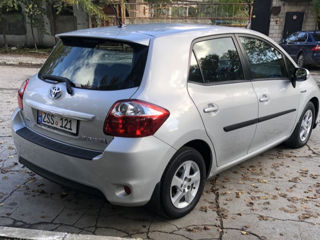 Toyota Auris foto 2