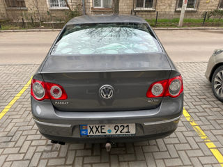 Volkswagen Passat foto 2