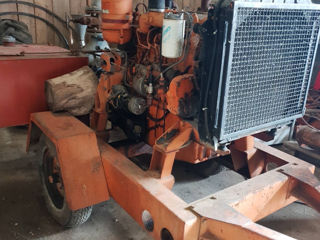 De vanzare motopompa de irrigare,motor 6cilindri pompa de 120m/cub ora foto 0