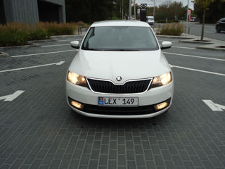 Skoda Rapid foto 2