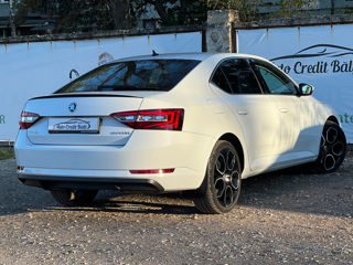 Skoda Superb foto 4