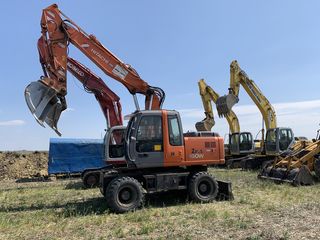 Спецтехника utilaje speciale excavator buldozer