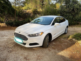 Ford Fusion foto 2