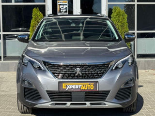 Peugeot 5008 foto 2