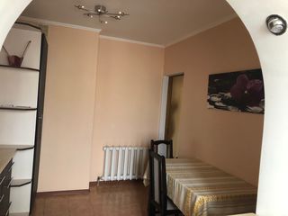 Se vinde apartament cu 3 camere Cahul Lapaevca foto 1