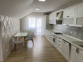 Apartament cu 3 camere, 121 m², Botanica, Chișinău foto 3