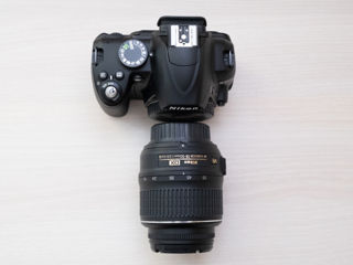 Nikon D3000 Kit foto 2