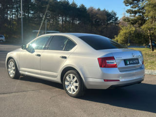 Skoda Octavia foto 2