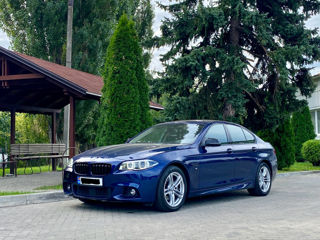 BMW 5 Series foto 2