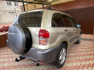 Toyota Rav 4 foto 5