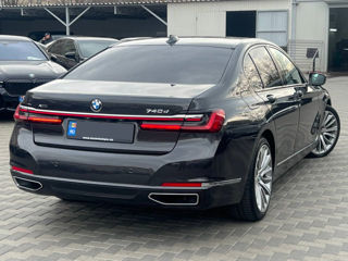 BMW 7 Series foto 5