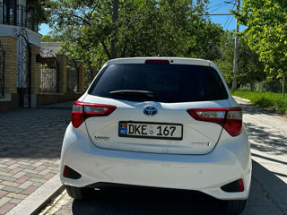 Toyota Yaris foto 3