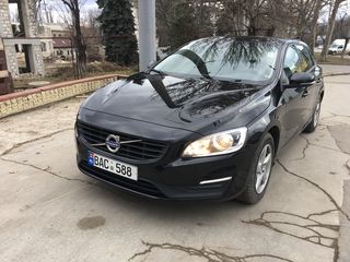 Volvo V60 foto 5