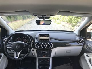 Mercedes B-Class foto 7