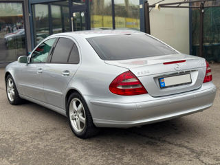 Mercedes E-Class foto 7