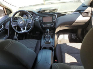 Nissan Rogue foto 8