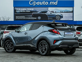 Toyota C-HR foto 2