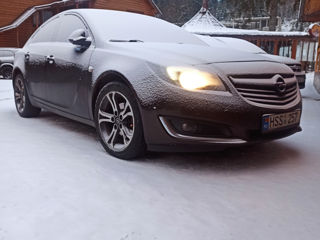 Opel Insignia foto 2