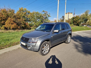 Suzuki Grand Vitara foto 3