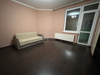 Apartament cu 2 camere, 70 m², Râșcani, Chișinău foto 3